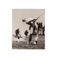Thumb number 25 for Golf World Photo Shoot of Swing