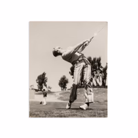 Thumb number 26 for Golf World Photo Shoot of Swing